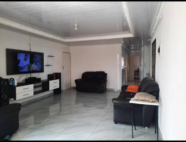 3 BEDROOM HOUSE FOR SALE IN WESTSIDE PARK